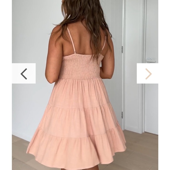 Billy J Blush Sleeveless Tiered Dress - Picture 3 of 9